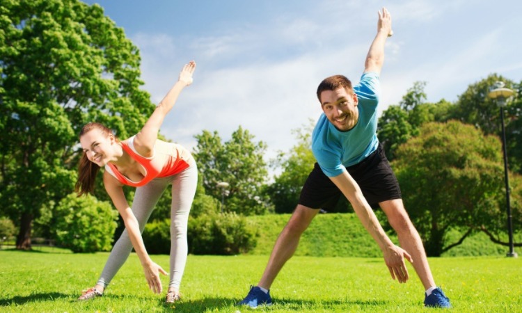 奥尔莫：亚马尔一直渴望入选国家队，他已习惯成为舆论的焦点